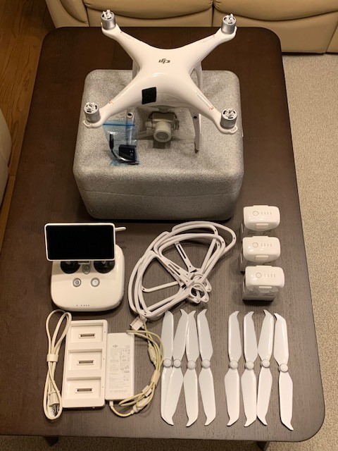 DJI Phantom 2 Vision+ (DIPS登録済機体)・ケース付き | auriol-sa.com