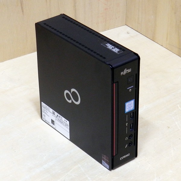 21) SSDとHDD両方搭載ESPRIMO Q556/P core i5-6500 SSD256GB HDD500GB