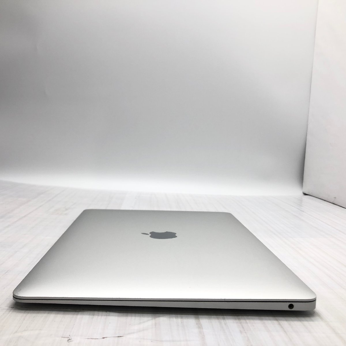 Apple MacBook Air Retina 13inch 2019 Core i5 1.60GHz/16GB/256GB