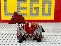 ☆装甲馬☆ レゴ　動物ミニフィグ　馬　シャドーナイト　( LEGO 人形 鞍 甲冑 ナイトキングダム　B40404_画像1