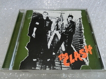 ★即決CD The Clash ザ・クラッシュ 1stアルバム '99UKリマスター盤 ジョー・ストラマー ロンドン パンク 1977年 名盤 市販品_画像1