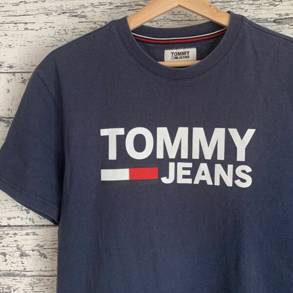 TOMMY JEANS　T-shirts　ビッグプリント　ワンポイントロゴ刺繍