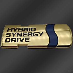 ◆重厚感のあるメタリックゴールド◆ ステッカー HYBRID SYNERGY DRIVE 3Dデザイン 両面テープ仕様 簡単取付 自動車 デカール