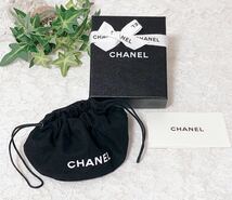 シャネル「CHANEL」アクセサリー用空箱と保存袋のセット 旧型 (2582) 正規品 付属品 しおりあり 保存ポーチ ミニ巾着_画像1