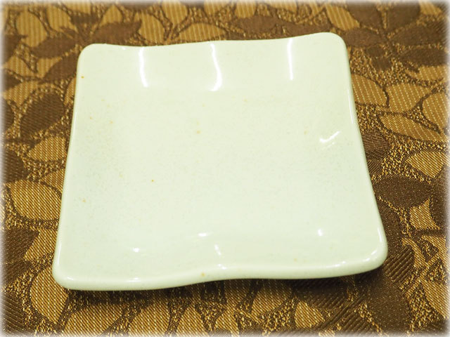 食器市場】角小皿 30枚セット 105x105x20mm 業務用和食器 【長野発