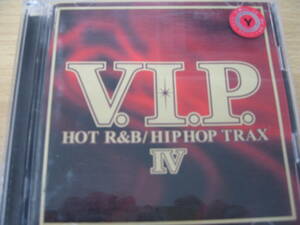 UM0025 V.I.P. HOT R&B / HIPHOP TRAX 4 2006年12月27日発売 CD1 1.ハウ・ダズ・イット・フィール? 2.ジンギー feat.ビーニ・マン 