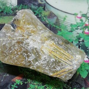 ルチルクォーツ1194鉱物標本　原石　天然石　パワーストーン