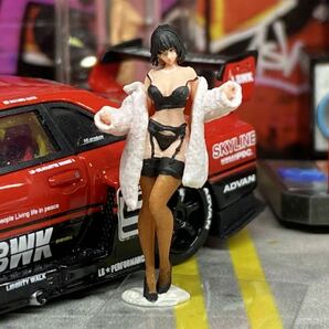 1:64 キャバ嬢 セクシーフィギュア ミニチュア トミカサイズ ジオラマ 日本未発売 ミニカー MATTELHot Wheels 精密塗装 の画像2