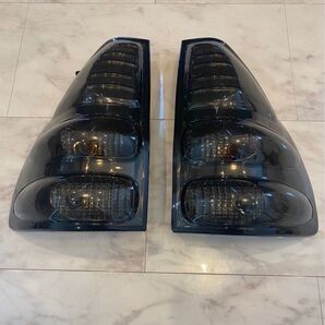 【点灯確認済み・送料無料】プラド 120系 社外 LEDテールライト