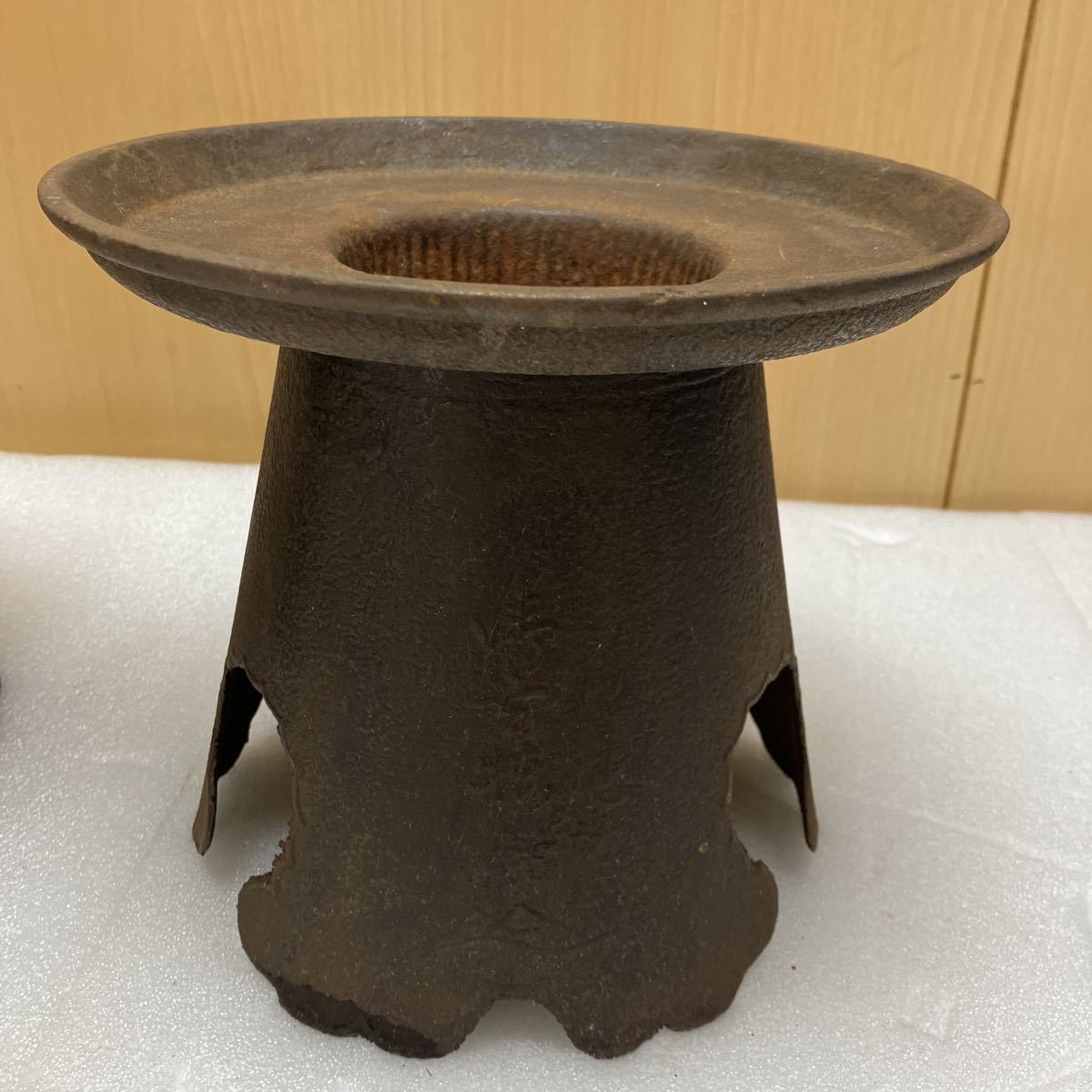 逸品】 100 池坊 金属製 花器 生花 御玄猪( 鋳銅 銅器 おげんちょ