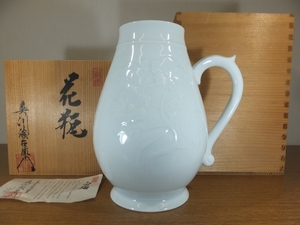 [ genuine work guarantee ] inside river . right .. original work vase Arita . tradition industrial arts . Japan industrial arts . regular member collector discharge goods ( first generation inside river . right ..) Saga prefecture 