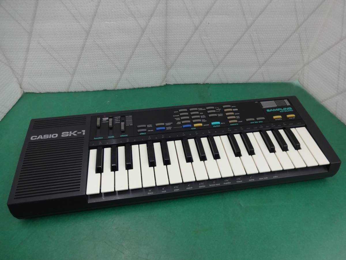☆5595 電源入りません CASIO カシオ キーボード SK-1 ジャンク扱い