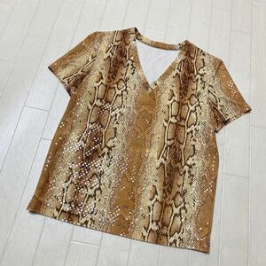 3530☆ 伊太利屋 イタリヤ トップス 半袖Tシャツ VネックTシャツ カジュアル レディース 7 パイソン柄 スパンコール