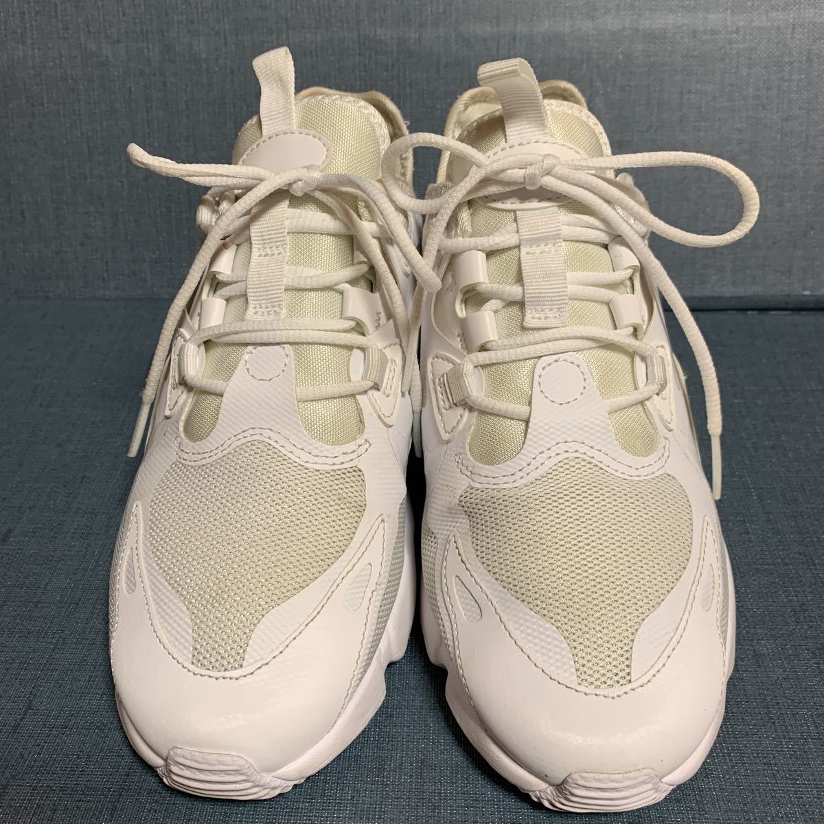 NIKE AIR MAX ナイキエアーマックス レディーススニーカー 23.5cm