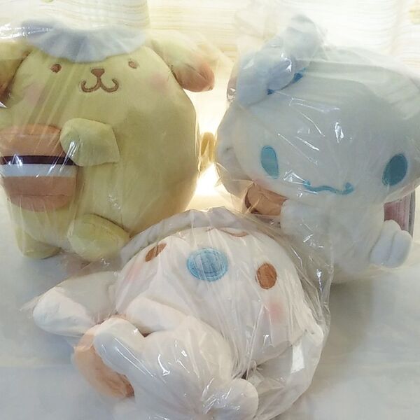 サンリオキャラクターズぬいぐるみ シナモロール、みるく、ポムポムプリン プライズ景品 未開封品!