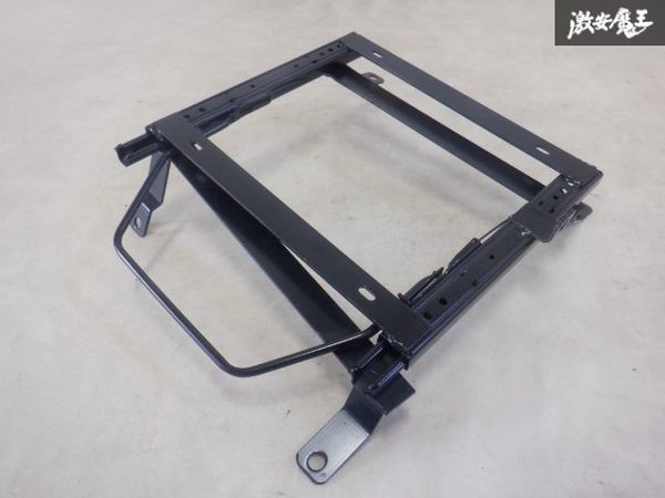 ヤフオク! -「フィット」(ブリッド) (シート)の落札相場・落札価格