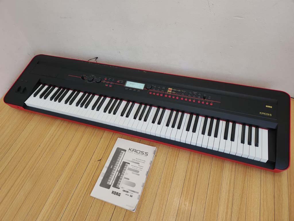 ヤフオク! -「korg kross 88」(コルグ) (キーボード、シンセサイザー