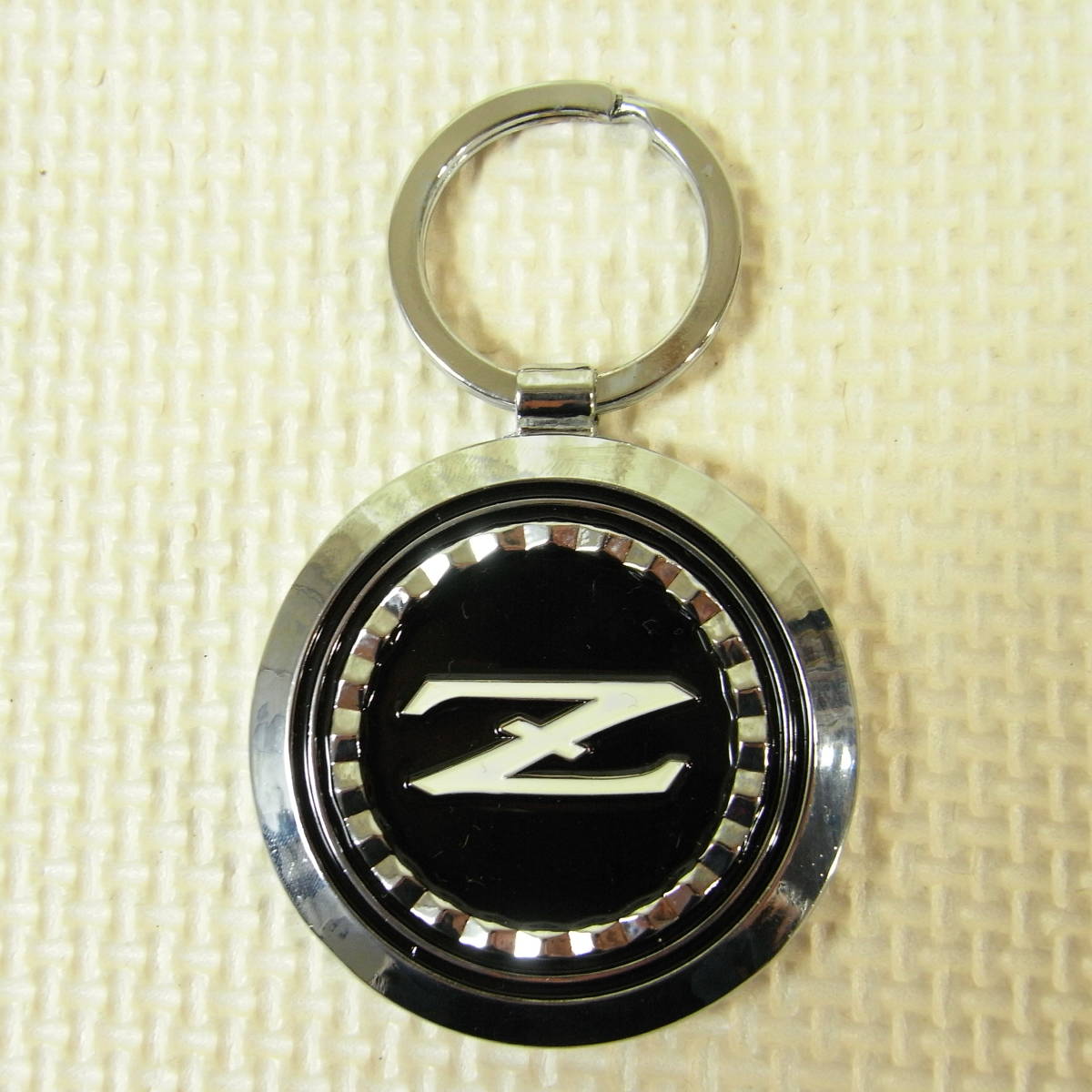 ヤフオク! -「s30zエンブレム」の落札相場・落札価格
