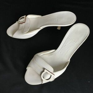 フェラガモ/Salvatore Ferragamo★ミュール/オープントゥ/サンダル【5D/22.0-22.5程度/白/WHITE】Shoes/mule◆Q-235