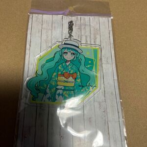 初音ミク　アクリルキーホルダー　MUSIC cafe限定品