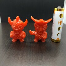 SDウルトラマン倶楽部　レオ　タロウ　赤　艶あり　2体セット　消しゴム　フィギュア_画像3