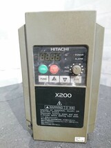 【中古動作品】管1Q2 HITACHI インバータ X200-037LFRF_画像2