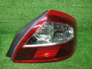 日産　PGF50　プレジデント　右テールレンズ　4937　230609003