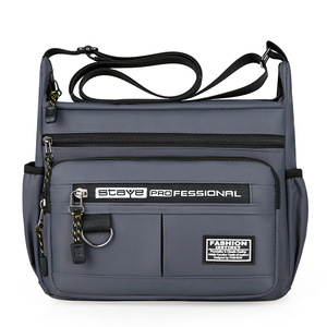 新品 防水ナイロン 高品質 ショルダーバッグ ビジネスバッグ メンズ バッグ 鞄 大容量 斜めがけ 軽量 カバン 通学 グレー