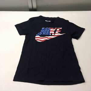 送料無料★NIKE ナイキ★半袖Tシャツ トップス★Mサイズ★メンズ　ネイビー#50609sj4