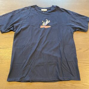 レフトアローン　紺色Tシャツ