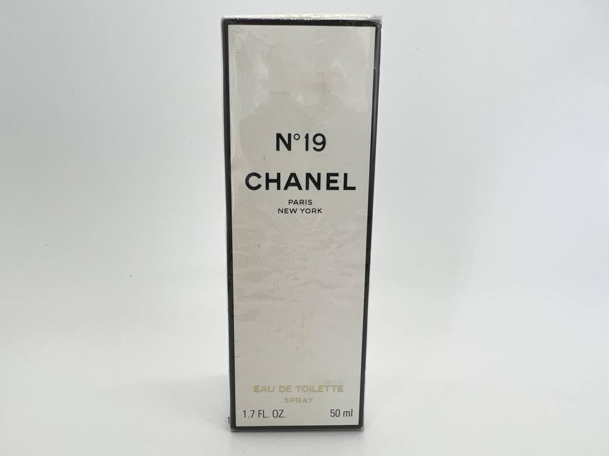 ヤフオク! -「シャネル no.19 オードトワレ edt 50ml 香水」の落札相場