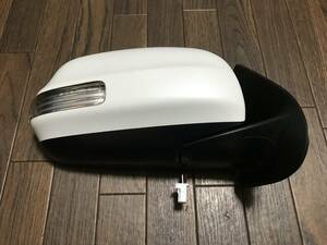  Toyota Sienta DBA-NCP81G right door mirror electric storage type turn signal attaching 