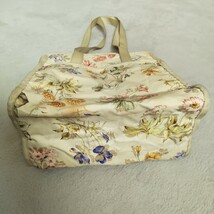 格安 レスポートサック LeSportsac ショルダーバッグ トートバッグ ボタニカル柄 フラワー柄 花柄 ベージュ 肩がけ バッグ_画像5