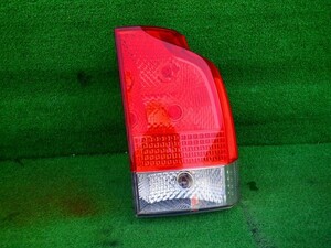  Volvo V70 tail lamp right SB5244W