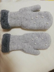 ~ new goods unused goods spangled attaching warm girl child mitten gloves glove gray reverse side boa protection against cold lovely going to school 