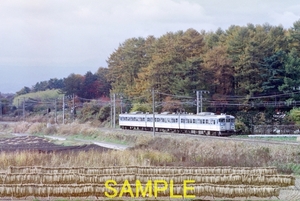 ☆90～00年代鉄道8jpgCD[115系長野色3・6連(信越本線(現しなの鉄道)軽井沢駅～中軽井沢、御代田～平原、信越本線安茂里～川中島、長野駅]