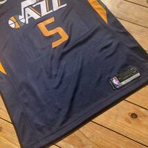 USA古着 NIKE ナイキ ゲームシャツ ユニフォーム メンズ Mサイズ ネイビー Utah Jazz ユタジャズ バスケットボール タグ付き未使用品 T2019_画像3