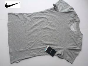 新品 NIKE ナイキ★グレー　ドライフィット　半袖　Tシャツ　M