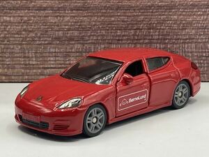 即決有★SIKU ジク PORSCHE PANAMERA 4S ボーネルンド 2011 ポルシェ パナメーラ 赤 レッド★ミニカー