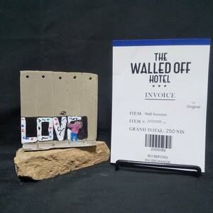 ※現品限り バンクシー THE WALLED OFF HOTEL 販売証明有り 限定品 Banksy ホテル Wall Sclpture レシート 置物 フィギュア 089
