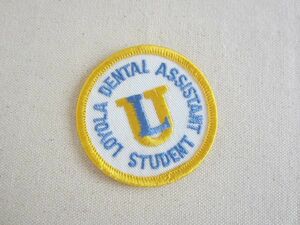 ビンテージ LOYOLA DENTAL ASSISTANT 歯医者 ワッペン/パッチ 企業 USA 古着 アメリカ アメカジ カスタム キャップ ワークシャツ 478