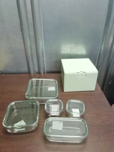 未使用 PYREX パイレックス 耐熱ガラス食器 パック＆レンジ角5点セット グリーン PX-PRNG40