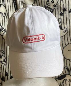 オシャレなホワイトキャップ♪[Velocit-e]スナップバック白帽子CAP/フリーサイズ(56-59cm)男女OK♪ユニセックス仕様