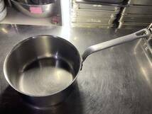 *S10* business use * single-handled pot * for kitchen use goods *24.* cover none * store * eat and drink shop *