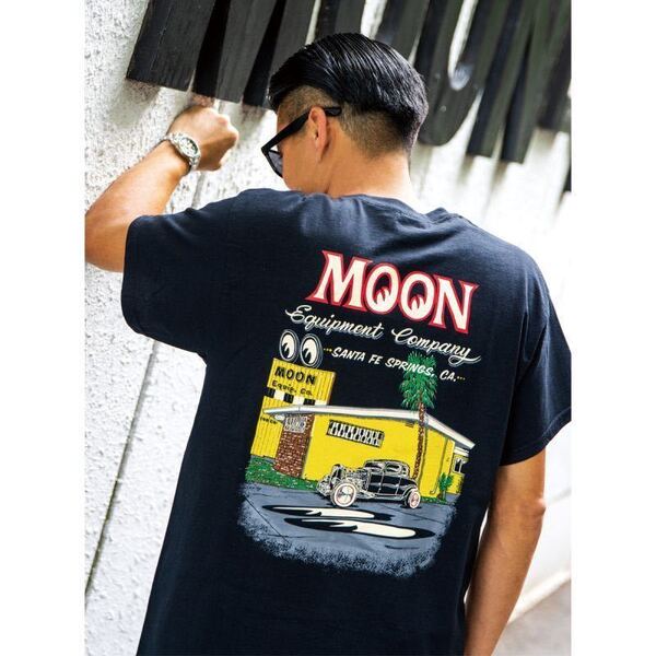 送料込み Mサイズ MOONEYES MOON Equipment Company Tシャツ ムーンアイズ ムーン イクイップメント カンパニー 企業Ｔシャツ