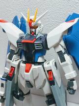 ★送料350円、組立済、ジャンク★　HG バンダイ　機動戦士ガンダムSEED　1/100　フリーダムガンダム （MG MGEX HGUC RG） ラクスクライン_画像3