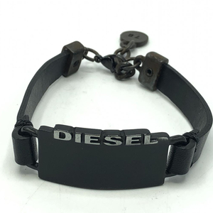 【中古】DIESEL　レザーロゴブレスレット　ブラック　ディーゼル[240017567122]