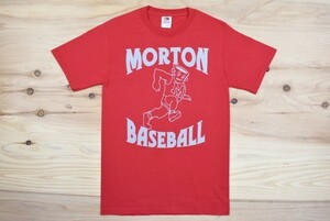 USA古着 MORTON BASEBALL Tシャツ sizeS 赤 野球 キャラクター ミッドステート大学 企業 ロゴ アメリカ アメカジ Fruit of the Loom