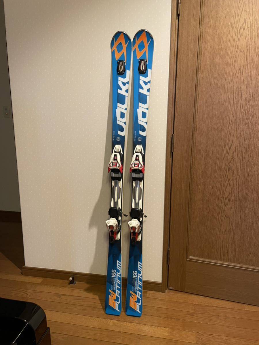 安く 買える 店 早い者勝ち！Volkl PLATINUM SRC 163cm スキー板 板