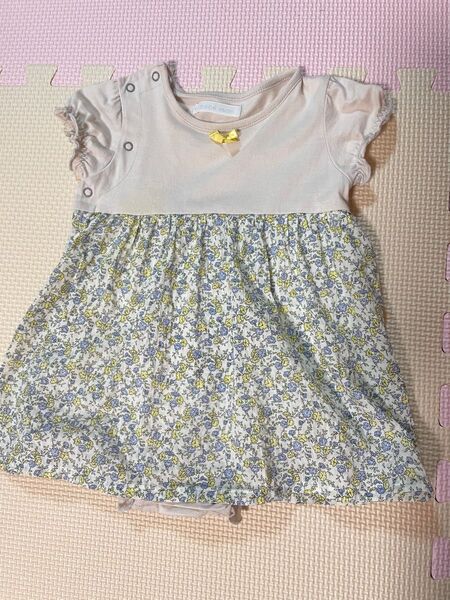 ☆べべ 小花柄ロンパース 70